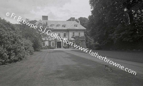 BEAULIEU  WEST FRONT FROM AVENUE